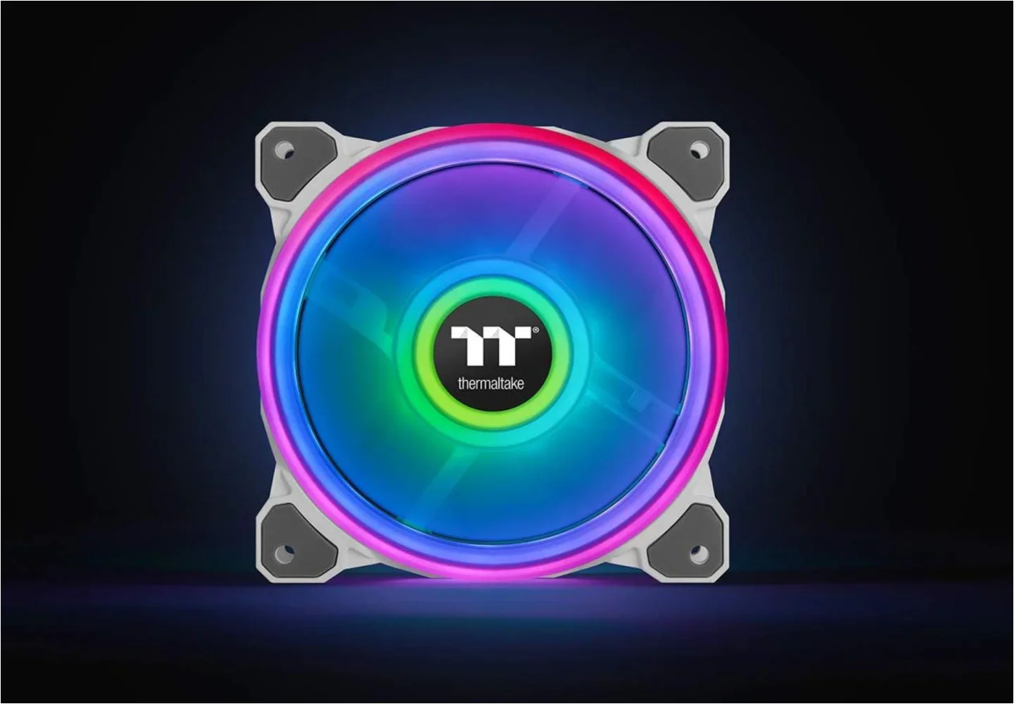 Thermaltake Riing Quad 14 Premium Edition A-RGB  Fan - White (3 Fan Pack) - Image 4